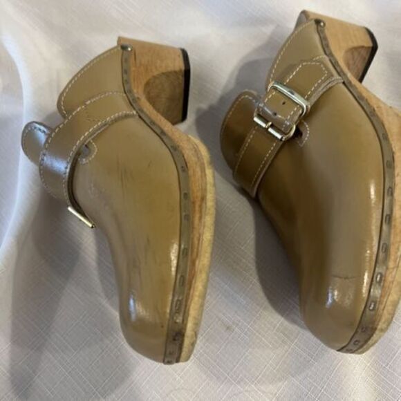 Scholls Women's Throwback Tan Leather Clog Size 5 looks like danish clogs - Picture 6 of 10